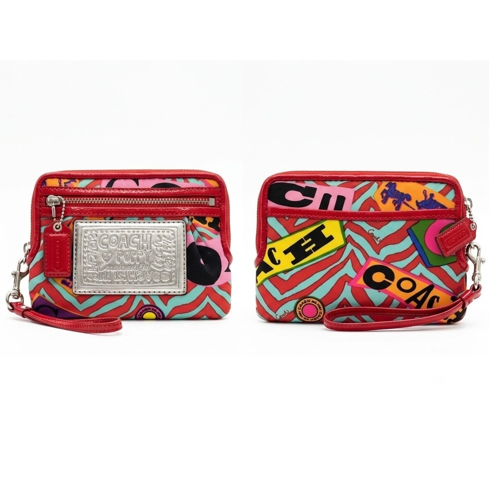 Coach Poppy Graffiti Chevron Print Wristlet Red Patent Trim Y2K Discontinued